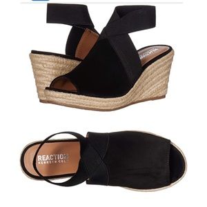 NWOT Kenneth Cole Reaction Carrie Wedge Sa…